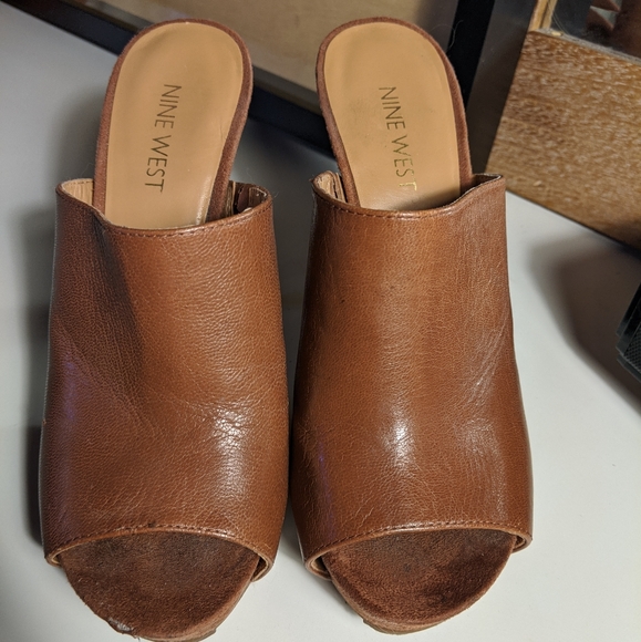 Nine West Razonia Leather Peep Toe Mule Pumps - Picture 7 of 7